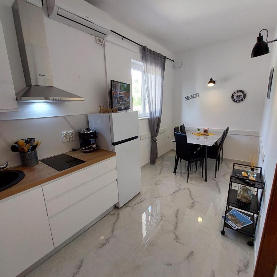 Apartments Leon 2 Banjol Luaran gambar